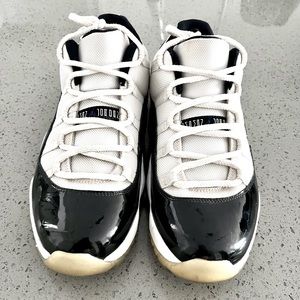 Jordon low top 11s